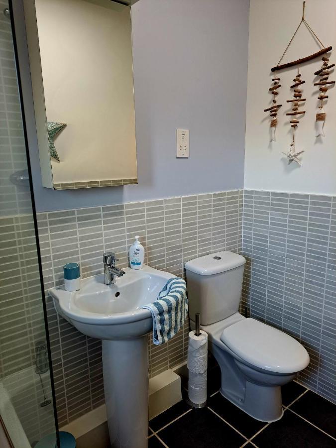 Coastal Apartment With Beach On Your Doorstep! Llanelli Dış mekan fotoğraf